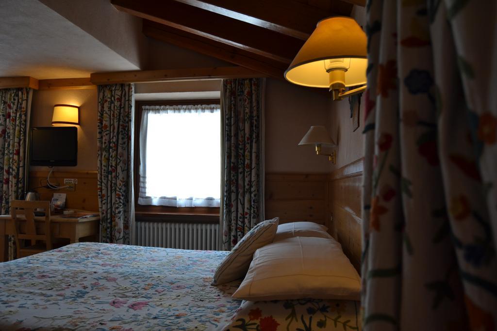 Hotel Mignon Breuil-Cervinia Esterno foto